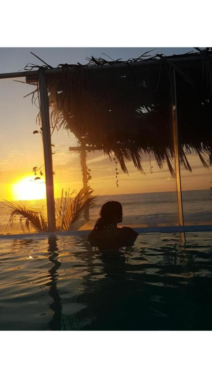 Suites Del Mar Máncora Exteriér fotografie